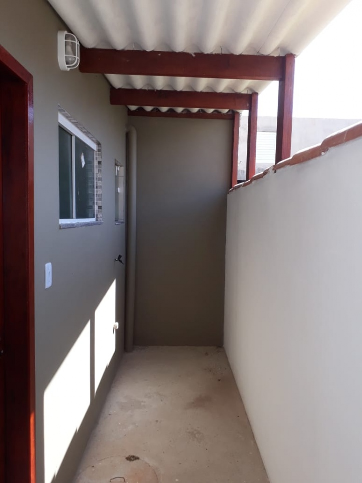 Casa à venda com 2 quartos, 90m² - Foto 10